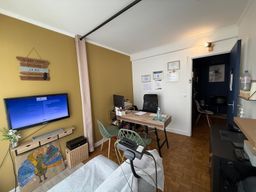 Espace de séance de neurofeedback au cabinet des Lilas